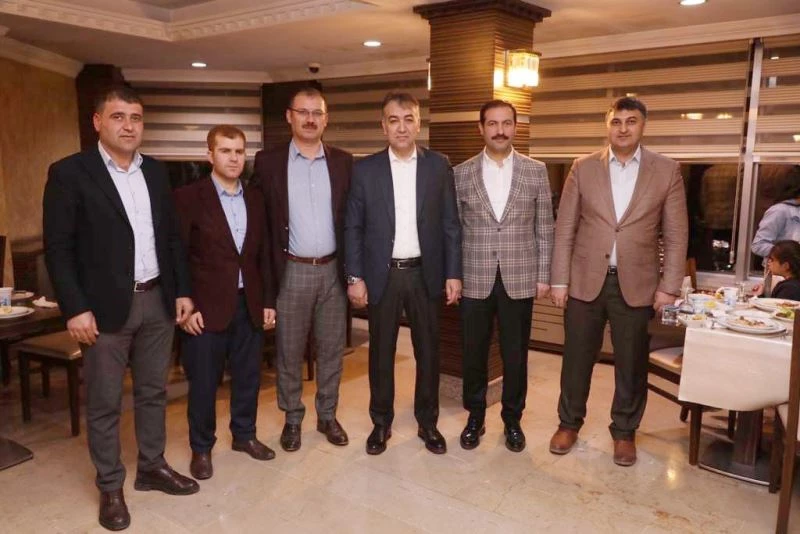 Tatvan’da “Dünya Yetimler Günü” dolayısıyla iftar düzenlendi
