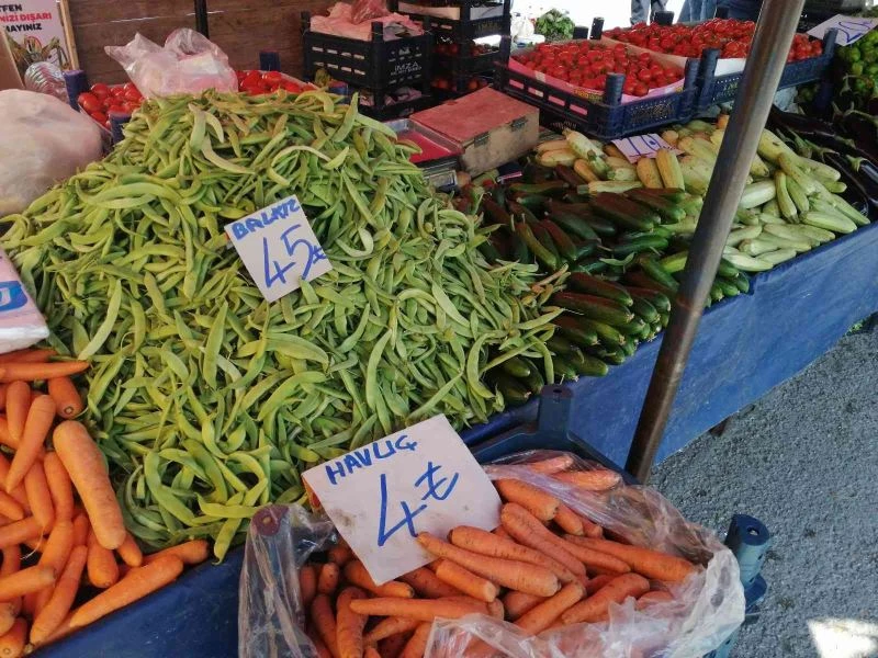 Pazarın en pahalı ürünü “taze fasulye”
