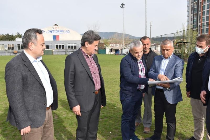 İhalesi tamamlanan Onur Futbol sahası yüklenici firmaya teslim edildi

