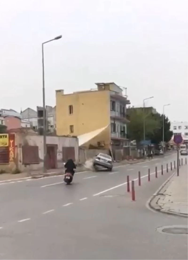 Kaldırımda son bulan 3 saniyelik drift, sosyal medyayı salladı
