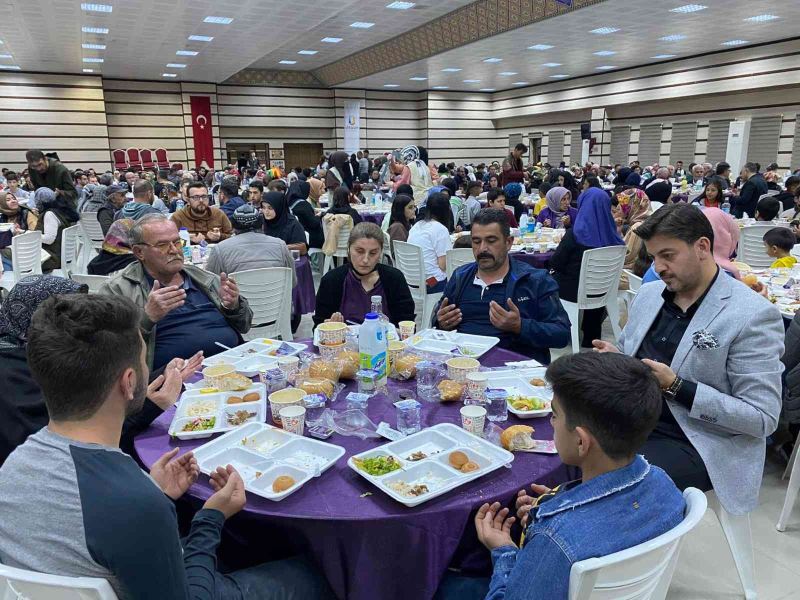 Ramazan etkinlikleri Eşref Ziya Terzi ve Halil Necipoğlu konseri ile devam etti
