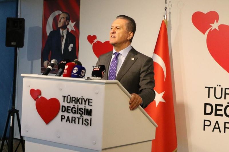 TDP lideri Sarıgül: “Mavi gözlülere bütün Avrupa’yı açanların Suriyelilere ve Afganlara da aynısını yapmasını bekliyoruz”

