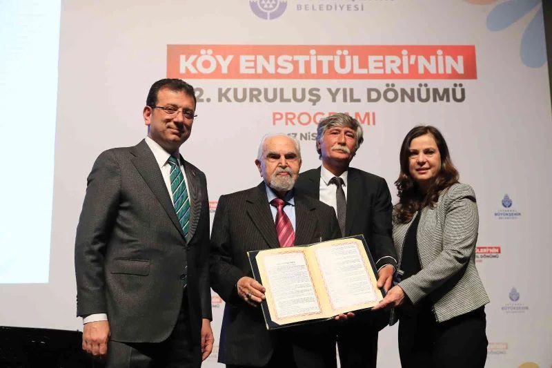 İmamoğlu ve Çalkaya, Aydınlanma Onur Ödülü verdi
