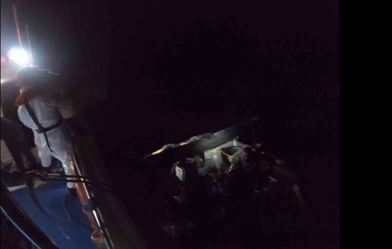 Can salına bindirip denizin ortasına bıraktılar
