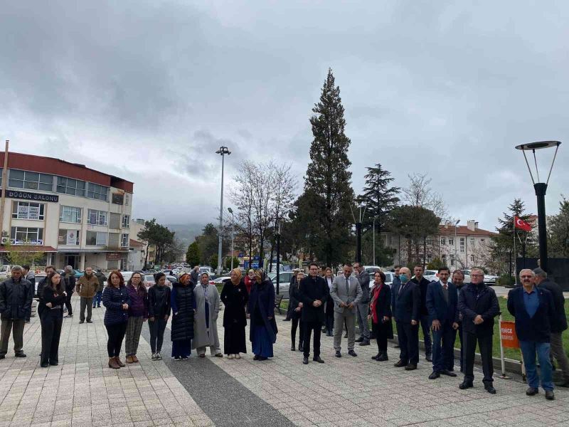 Yenice Kaymakamlığında deprem tahliye tatbikatı yapıldı
