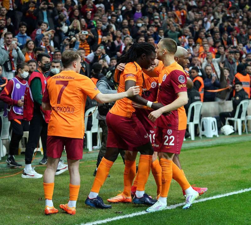 Galatasaray derbiye moralli gidiyor
