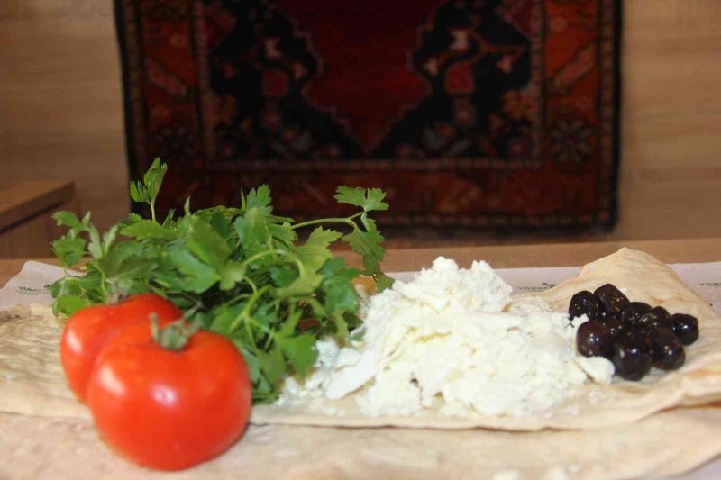 Erzincan’da sahur sofralarının vazgeçilmezi tulum peyniri
