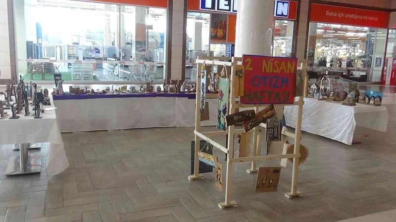 Ceylan Karavil Park AVM’den Dünya Otizm Gününe büyük destek
