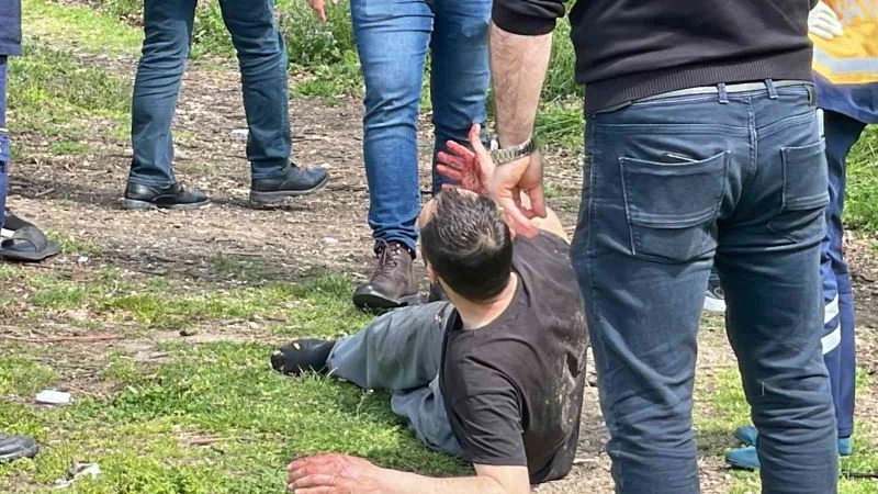 Babasının mezarını ziyaret etti, vuruldu
