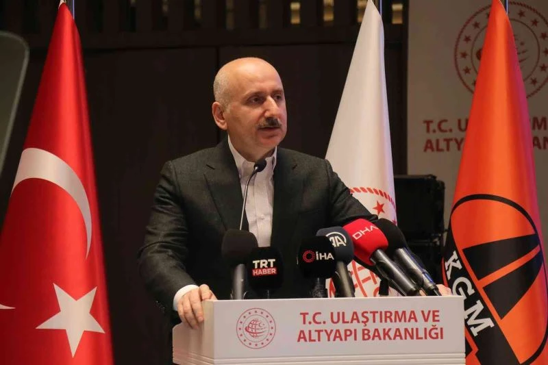 Bakan Karaismailoğlu: “2053 Türkiye’sinin, ulaşım ve haberleşme sistemlerini şimdiden planlıyoruz”
