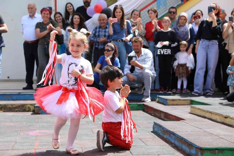 Didim Belediyesi kreşinde 23 Nisan coşkusu
