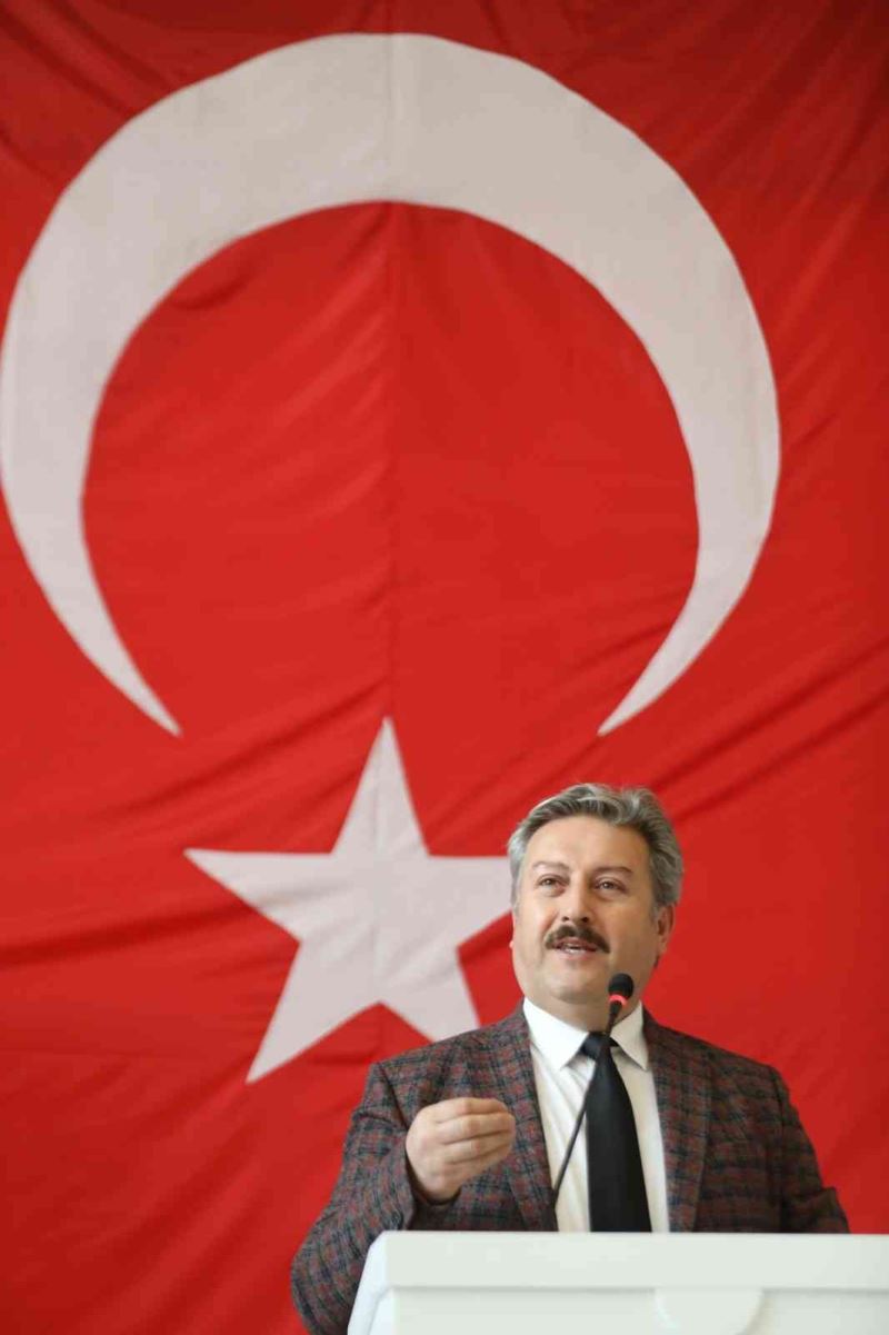 Başkan Palancıoğlu: “Hedefimiz geleceğinden emin nesiller yetiştirmek”
