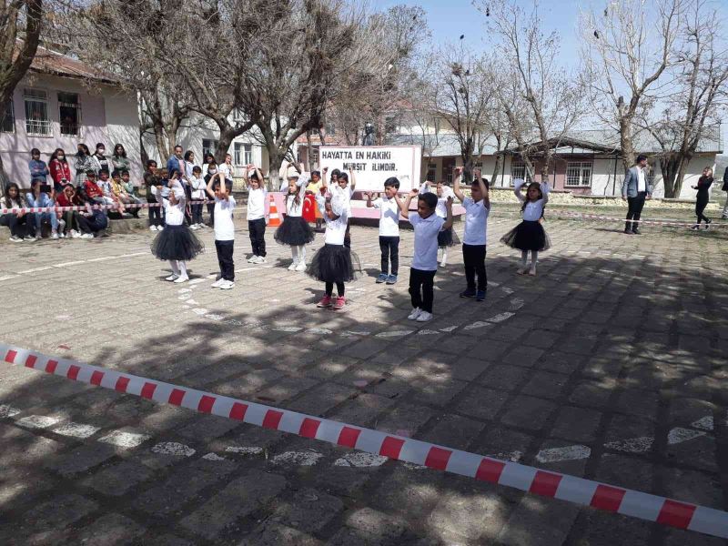 23 Nisan Ulusal Egemenlik ve Çocuk Bayramı Konakkuran’da coşkuyla kutlandı
