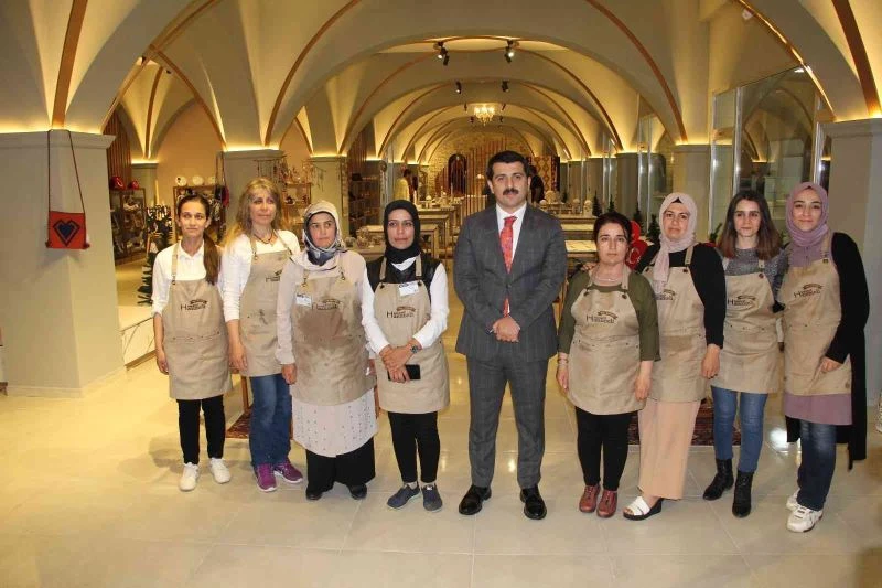 Hasankeyf’te 100 kadının istihdam edebileceği Hanımeli Kadın Kooperatifi açıldı
