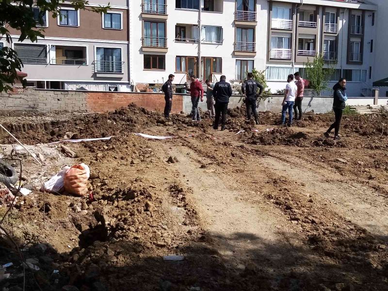 Bandırma’da çuvallar içinde patlayıcı özelliğini yitirmiş el bombaları bulundu
