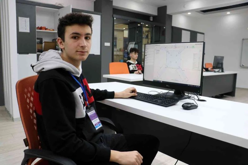 Nuri Demirağ’ın torunları 5 kilometre menzilli roket geliştiriyor
