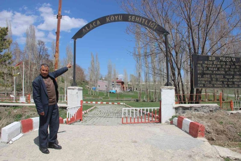 Ermenilerin yaptığı zulmün acısı dinmiyor, katliamı gözyaşları ile anlattı
