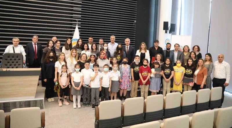 Sıfır atığı anlatarak ödül kazandılar
