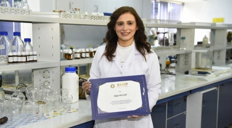 Doç. Dr. Ulviye Acar Çevik “Genç Bilim İnsanı” ödülüne layık görüldü
