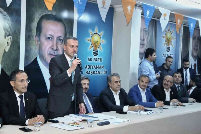 Kandemir partililerle buluştu
