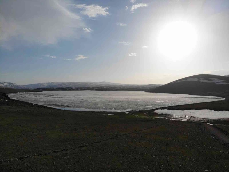 Burası Antarktika değil, Aygır Gölü
