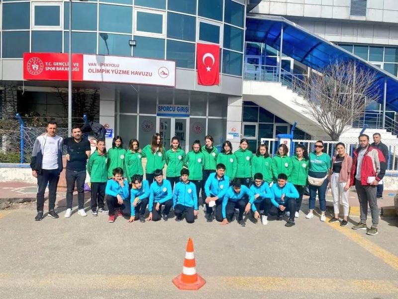 Yüzmede Elazığ takımları Türkiye finallerinde
