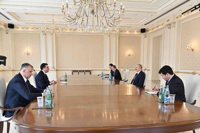 Aliyev, Gürcistan Dışişleri Bakanı Darçiaşvili’yi kabul etti

