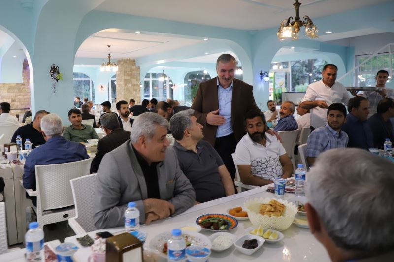 Kahta Belediyesinden STK’lara iftar
