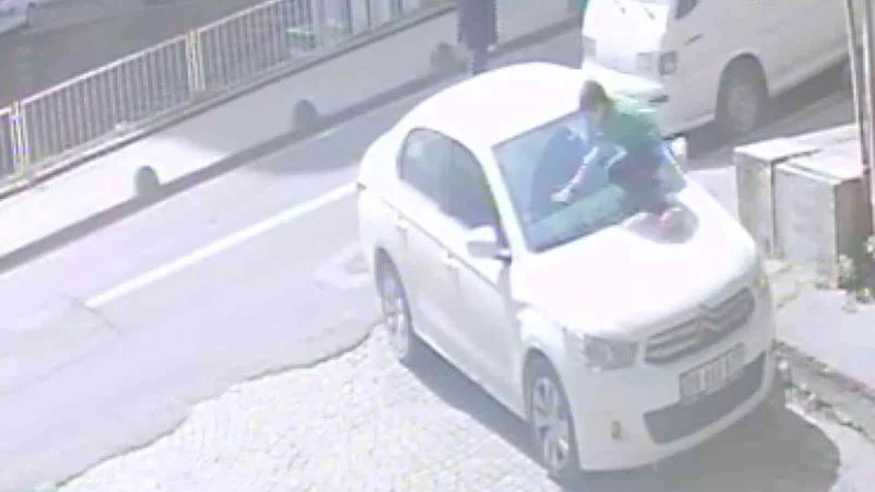 Otomobiline saldırdılar zannetti, gerçek güvenlik kamerası kayıtlarını izleyince ortaya çıktı
