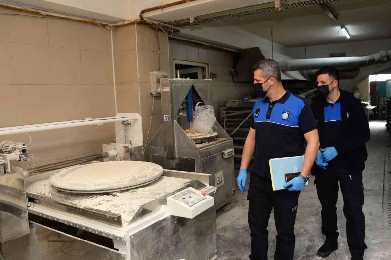 Bozüyük’te bayram öncesinde tatlı imalathaneleri denetlendi

