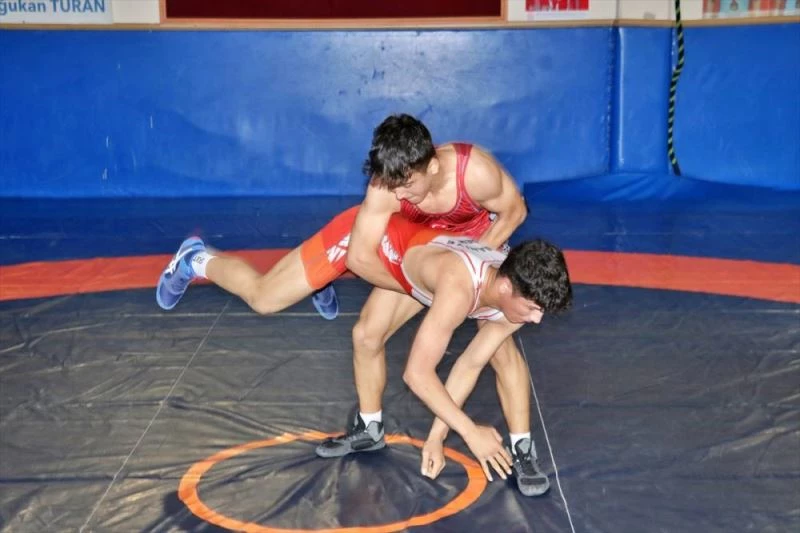 Milli güreşçi Batuhan, Okul Sporları Olimpiyatları