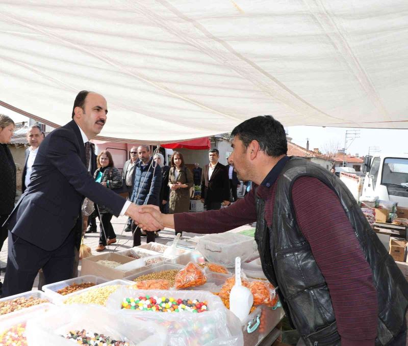 Başkan Altay ilçelerde vatandaşların Ramazan bereketine ortak oldu
