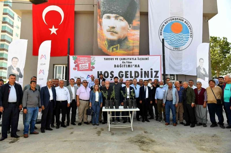 Tarsus ve Çamlıyayla’da çiftçilere alıç fidanı dağıtıldı
