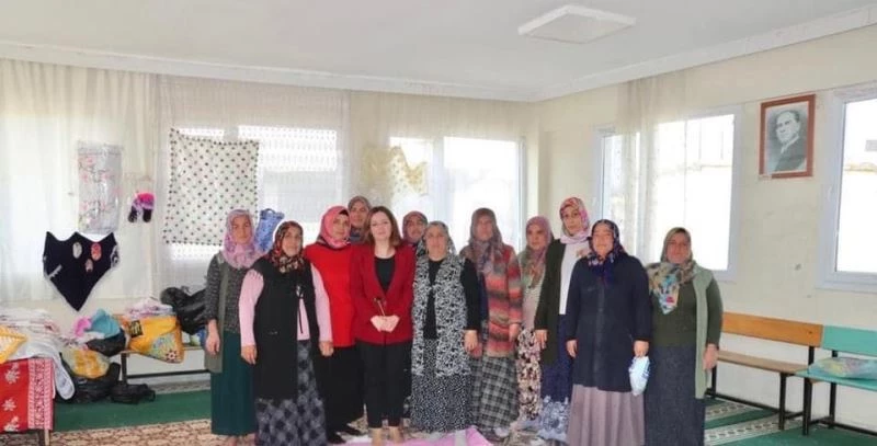 Halfeti Kaymakamı Selin Sarı halk günü toplantısı gerçekleştirdi
