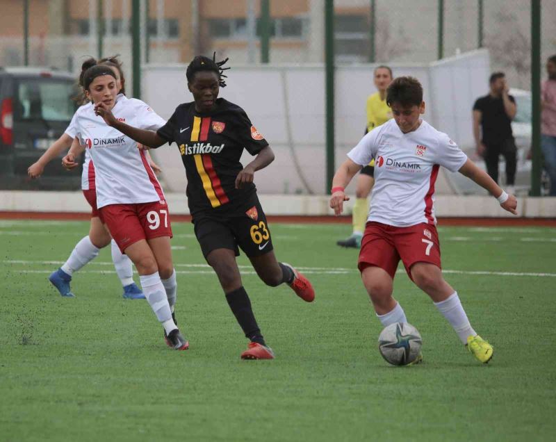 Kadın Futbol Süper Ligi: Sivasspor: 0 - Kayserispor: 1