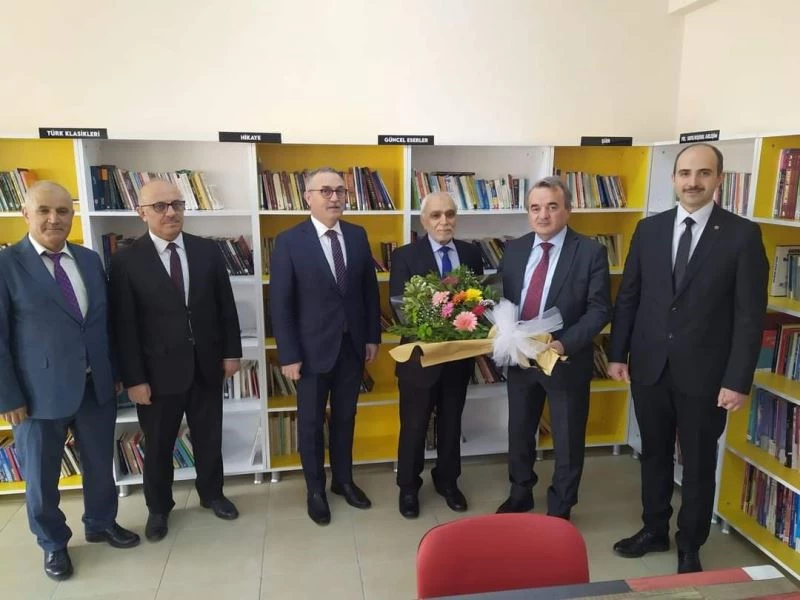 Bilecikli yazarın okuduğu kitaplarla kütüphane açıldı
