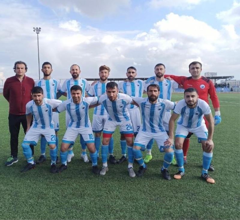 Eğil Gençlikspor 16 maçın tamamını kazanarak Play-Off’a kaldı
