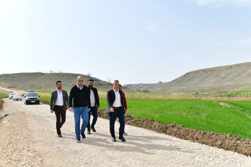 Yeşilyurt Belediyesi ekipleri, mahallelerin ulaşım ağını yeniliyor
