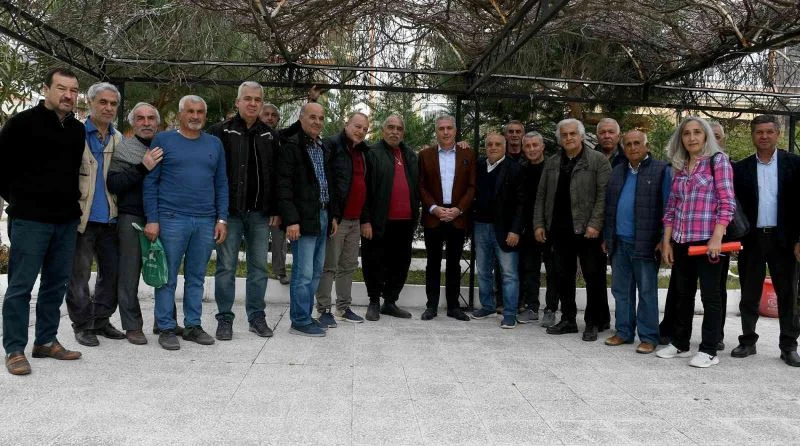 Kuşadası Belediyesi vatandaşları dinlemeye devam ediyor
