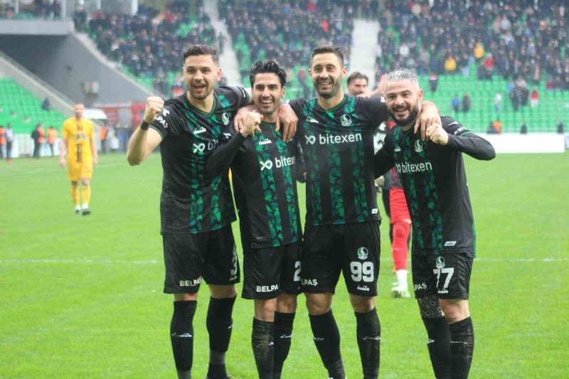 Şampiyonluk yolundaki Sakaryaspor’un altın ayakları
