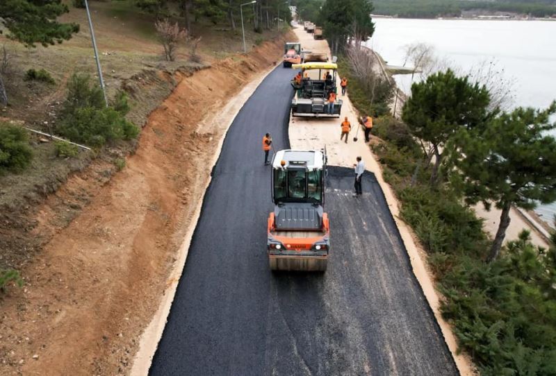 Pelitözü Gölpark’ta asfaltlama çalışmaları başladı
