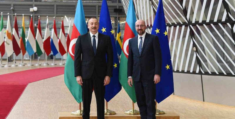 Azerbaycan Cumhurbaşkanı Aliyev, AB Konseyi Başkanı Michel ile görüştü
