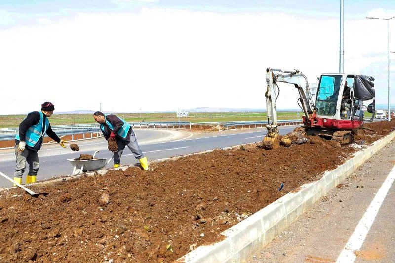 Şanlıurfa Yolu yonca kavşakta düzenleme çalışmaları başladı
