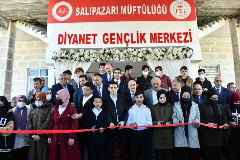 Salıpazarı Diyanet Gençlik Merkezi açıldı
