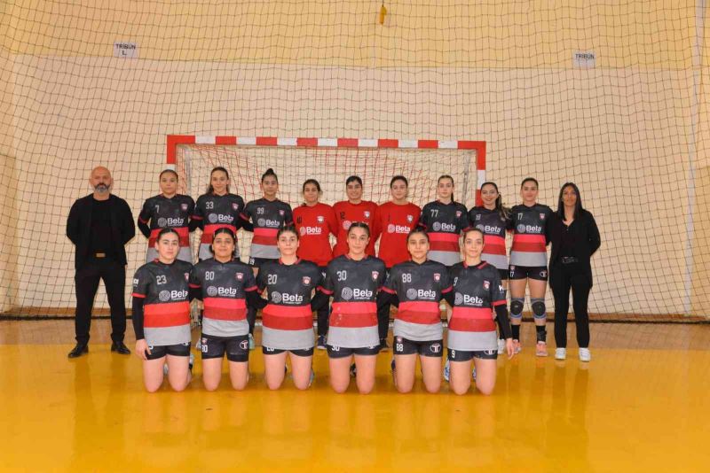 Kadınlar Hentbol 1. Ligi: Beta Transformatör Adasokağı SK:20 - Kırşehir Belediyesi SK:21
