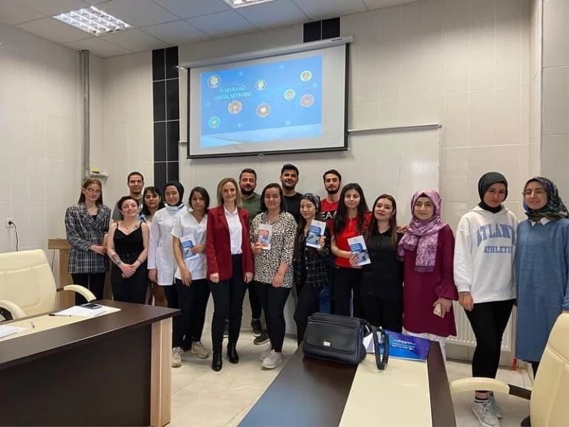 “İş Arama Becerileri Eğitimi” gerçekleştirildi
