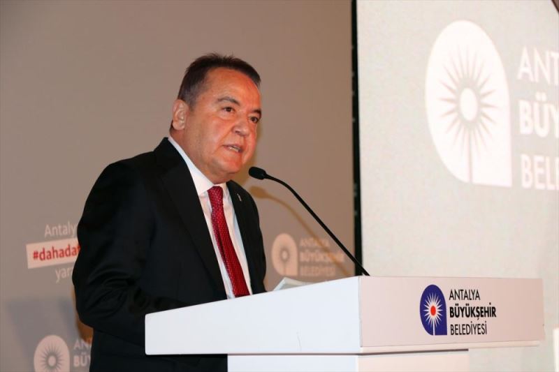Antalya Büyükşehir Belediye Başkanı Muhittin Böcek, üç yılını değerlendirdi: