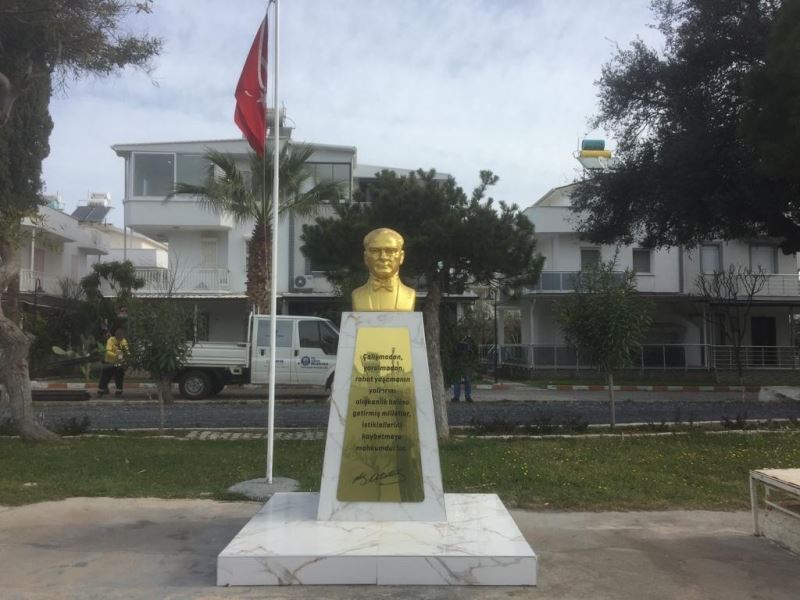 Didim’de her siteye Atatürk büstü yapılıyor
