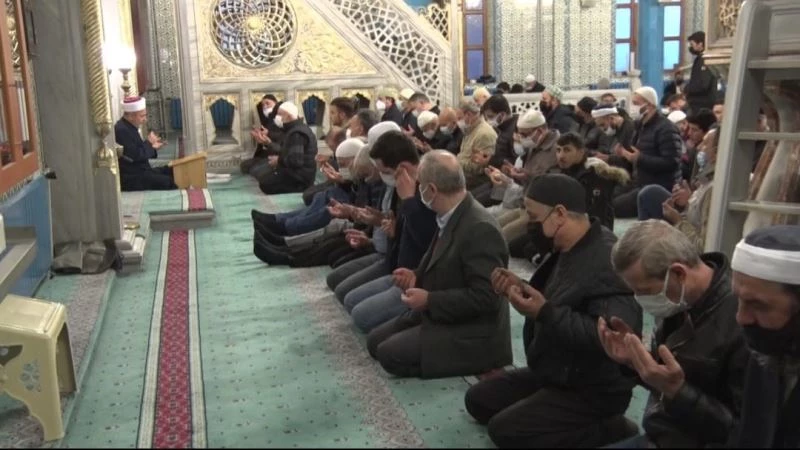 İslam alimi Ahmed Davudoğlu hoca dualarla anıldı
