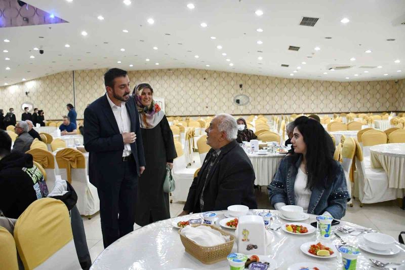 Başkan Tanır, şehit aileleri ve gazilerle iftarda buluştu
